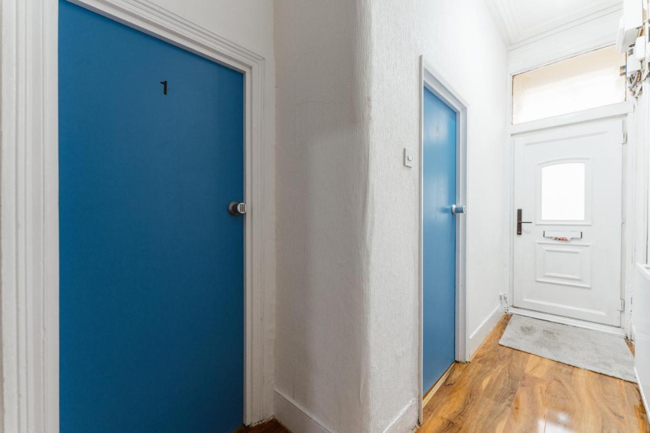 Great Rooms In Plaistow Лондон Экстерьер фото