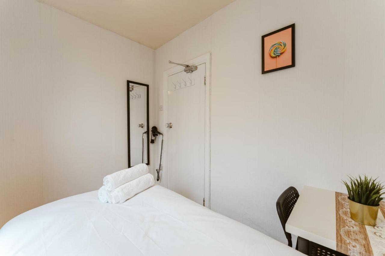 Great Rooms In Plaistow Лондон Экстерьер фото